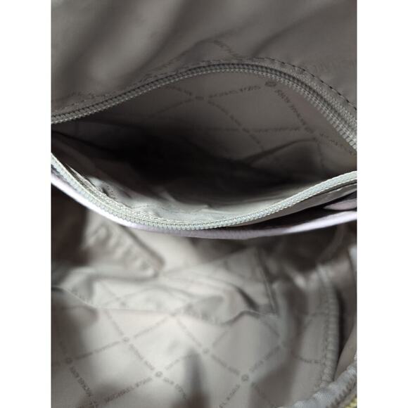 MICHAEL KORS Women’s Erin Medium Pebbled Leather Backpack Fawn MSRP $358 - Picture 13 of 14